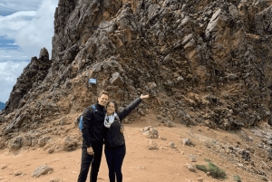 Iztaccihuatl Hiking Tour: Volcano Trek and Amecameca (12h)