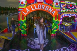 La Llorona, Live Show in the Canals of Xochimilco.