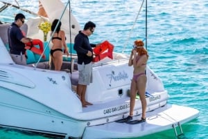 La Paz: Crucero de un día y snorkel (con leones marinos) Comida y bebida