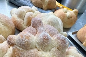 Learn to Cook Mexican Bread