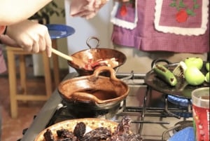 Learn to Cook Mexican Salsas