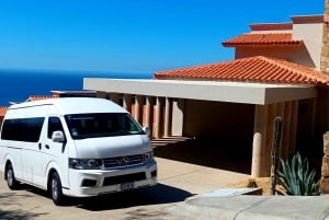 Los Cabos Airport: VIP Transportation to Todos Santos