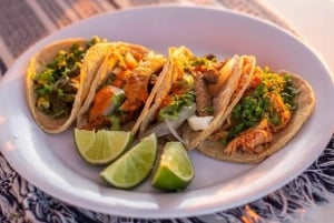 Los Cabos: Mexican Flavors Sunset Cruise with Open Bar