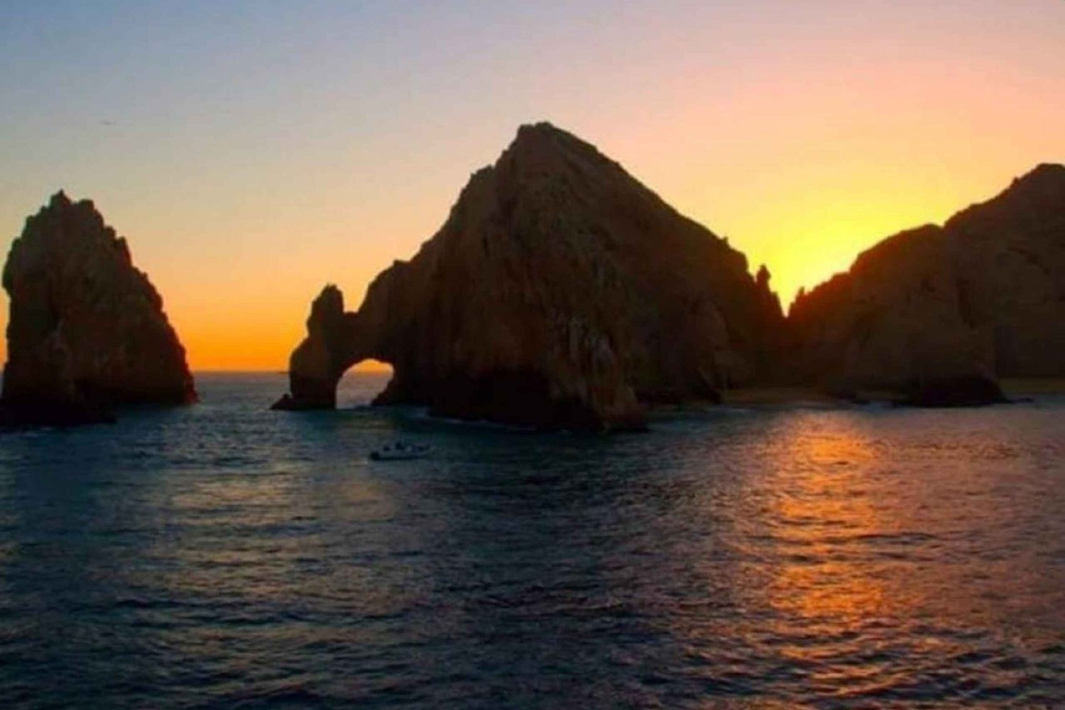 Los Cabos: Crucero de snorkel y excursión a la playa al atardecer