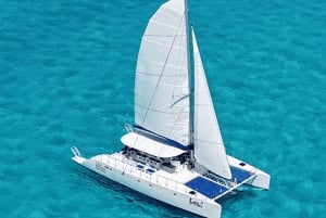 Luxury Sailing & Snorkeling