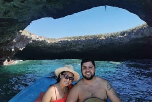 Islas Marietas: Tour de día completo con comidas y barra libre