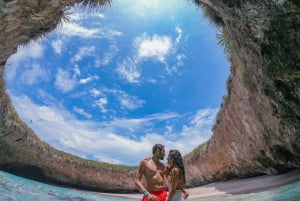 Puerto Vallarta: Isla Marietas Snorkel, Kayak ,Paddle, Comida Todo Incluido