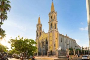 Mazatlan: Old Town Sightseeing and Golden Zone