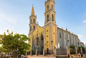 Mazatlan: Sightseeing and Beach All-Inclusive Tour