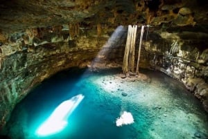 Merida: Cuzama Cenotes Tour with Lunch and Transfer