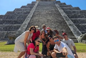 Merida: Guided Tour In Chichen Itza In The Morning