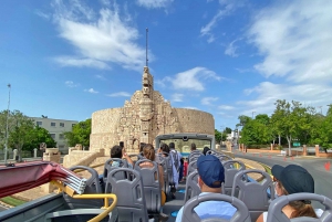 Mérida: Panoramic Sightseeing Tour Bus Ticket with 2 Routes