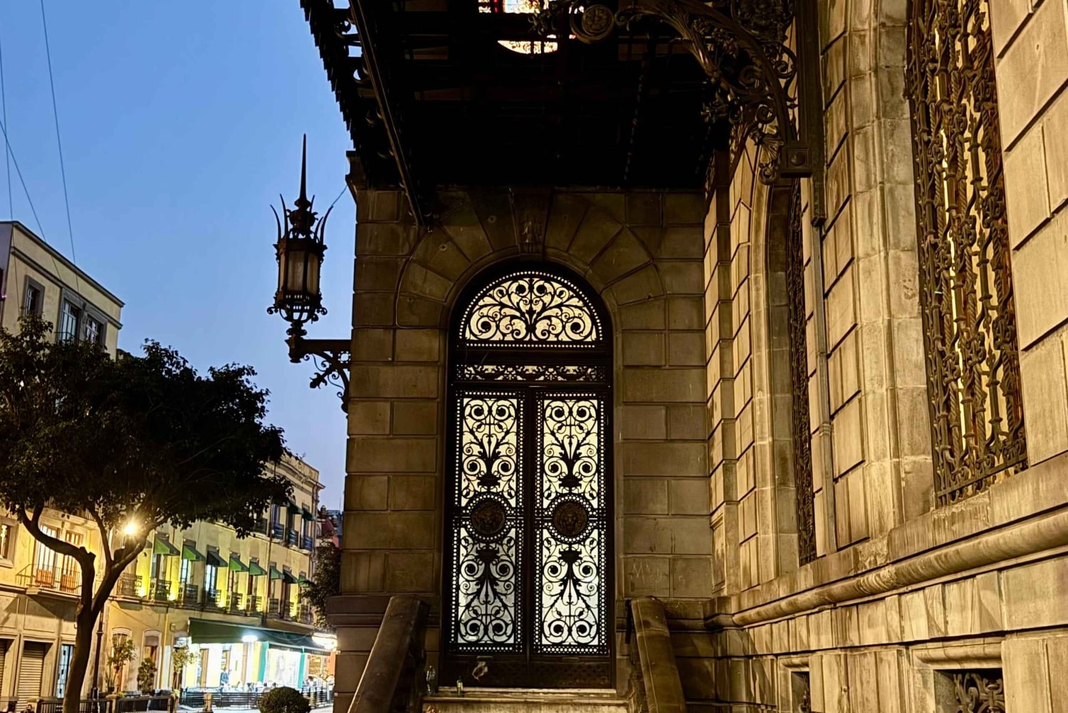 Mexico City: Agave Museums, Tastings and Mariachi Night Tour