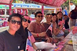 Mexico City: Expert-Guided Boat Tour with Lunch and Drinks