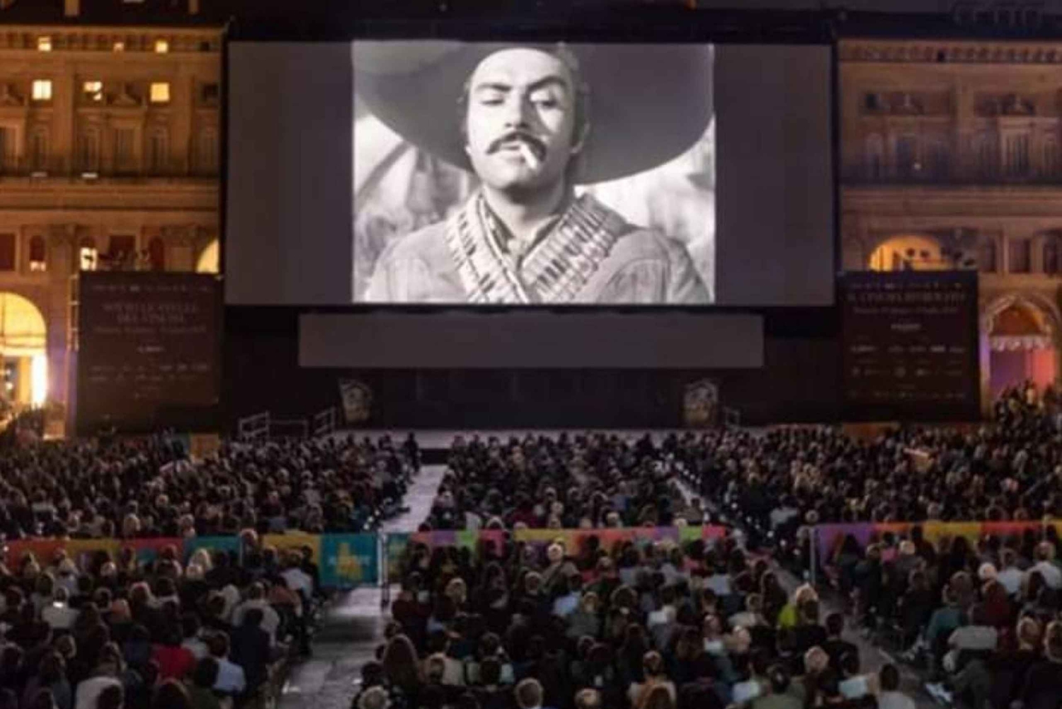 Mexico City: Art and Food Tour with Lunch