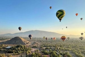 Mexico City: Balloon Flight & Breakfast in Cave with Pickup