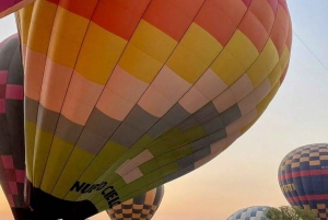 Ciudad de México: Vuelo en Globo, Desayuno en Cueva y Pirámides