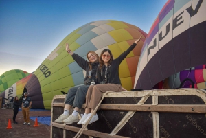 Ciudad de México: Vuelo en Globo, Desayuno en Cueva y Pirámides