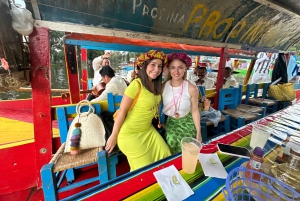 Mexico City: All Inclusive Boat Tour in Xochimilco