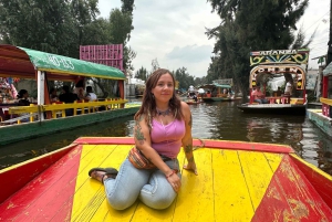 Mexico City: All Inclusive Boat Tour in Xochimilco