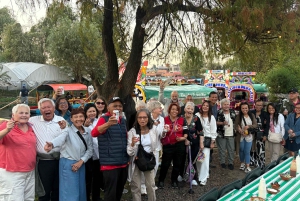 Mexico City: All Inclusive Boat Tour in Xochimilco
