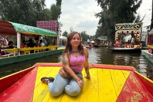 Mexico City: All Inclusive Boat Tour in Xochimilco