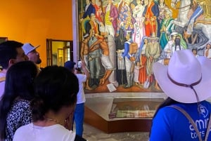 Mexico City: Chapultepec Castle After-Hours Guided Tour