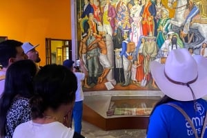 Ciudad de México: tour guiado por el castillo de Chapultepec después del horario de cierre