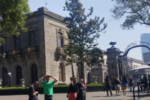 CDMX: Chapultepec Castle & Anthropology Museum Private Tour