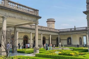 Mexico City: Chapultepec Castle Private Tour