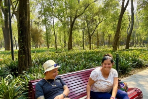 Mexico City: Chapultepec Forest walking Tour