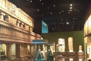 Mexico City: Chapultepec Park and Museums Walking Tour