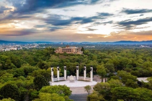 Mexico City: Private Chapultepec Park Bike Tour