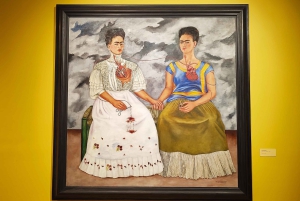 Mexico City: Chapultepec Park Bike Tour with Museums