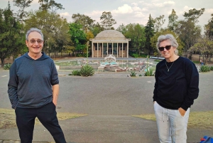 Mexico City: Chapultepec Park Bike Tour with Museums