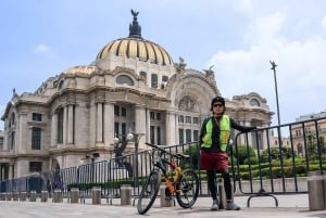 Mexico City: City Discovery Bike Rental with Map