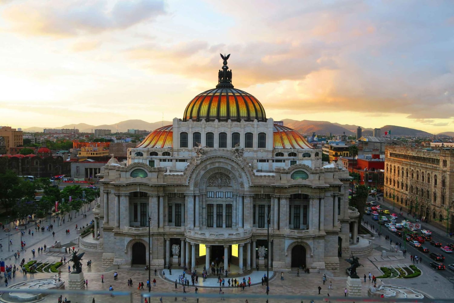 Mexico City: Coffee, Chocolate, and Desserts Walking Tour