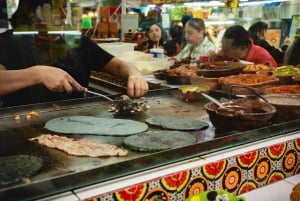 Mexico City: Coyoacán Market Tour with Food Tastings