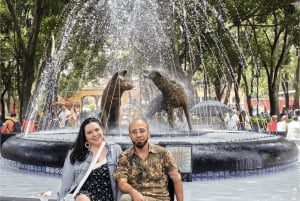 Mexico City: Coyoacán Tour, Frida Kahlo Museum & Breakfast