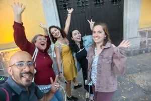 Mexico City: Coyoacán Tour, Frida Kahlo Museum & Breakfast