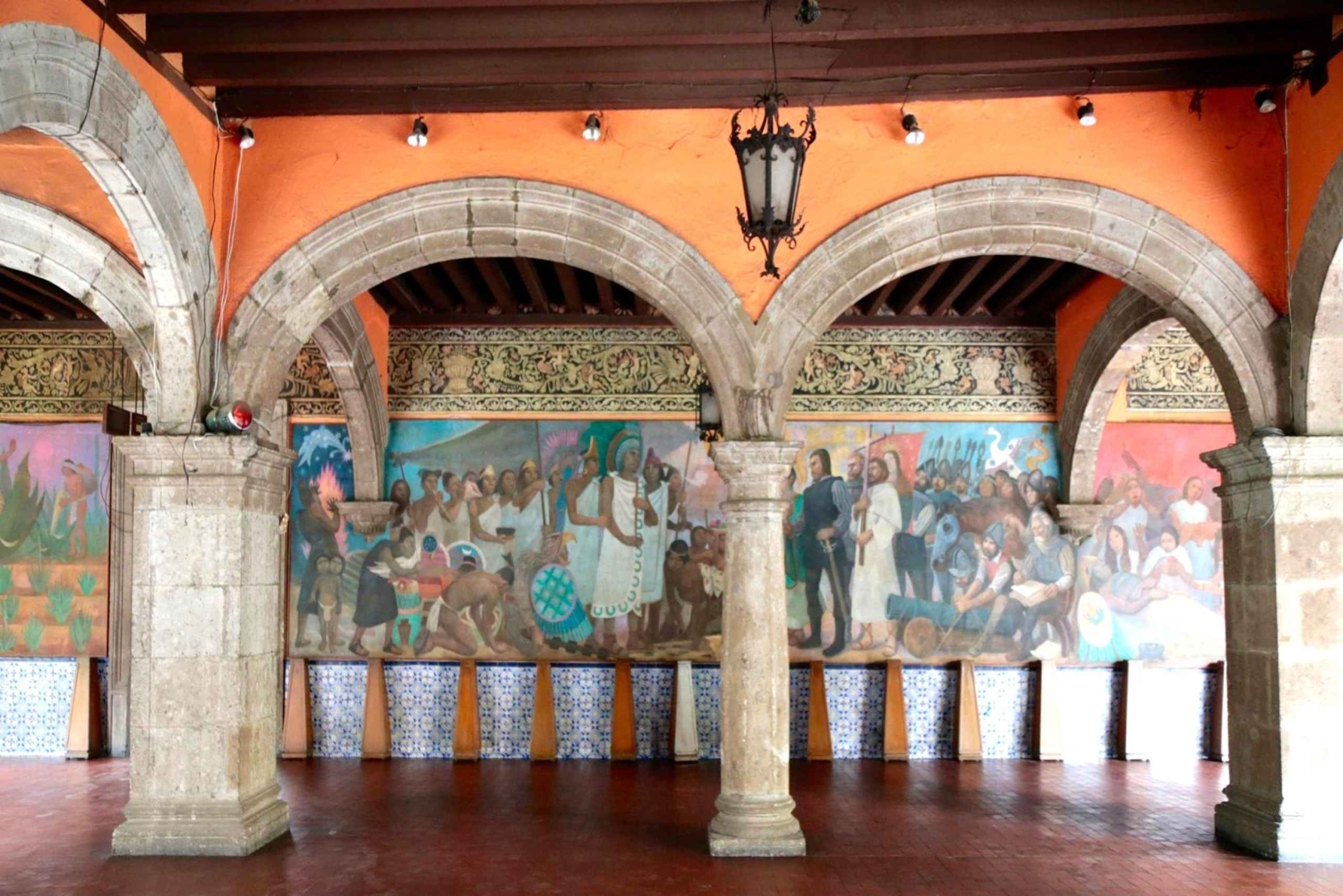 Mexico City: Cultural Tour with Museums and Library