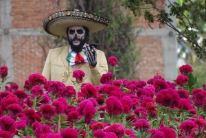 Mexico City: Dia de Muertos Tour to Atlixco