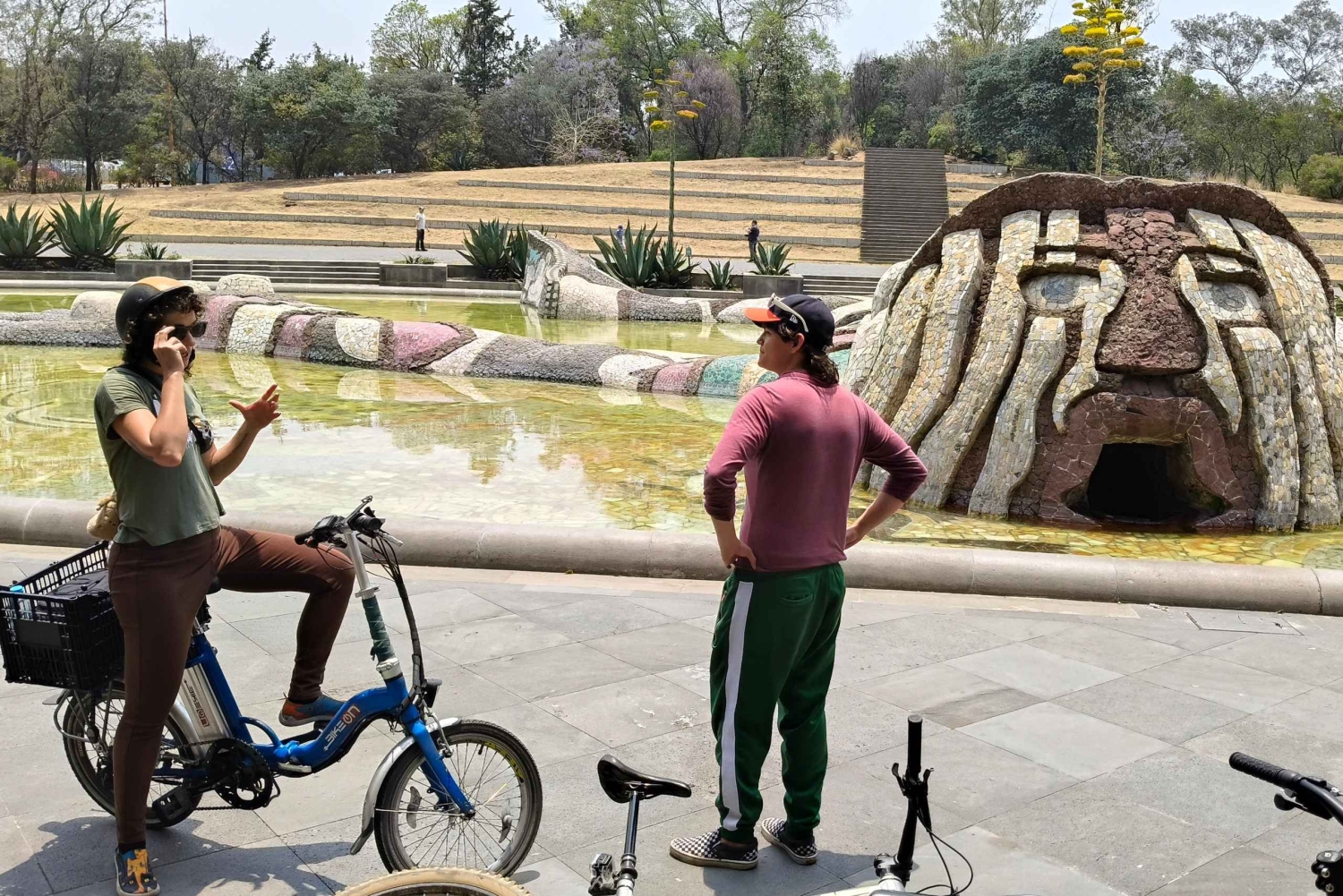 CDMX:Descubre las joyas secretas de Chapultepec en Bicicleta