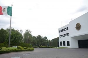 Mexico City: Discover Los Pinos Residence Tour and Cablebus