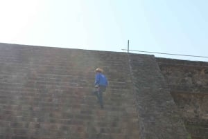 CDMX: Explora Teotihuacán, Guadalupe, Xochimilco, Coyoacán y más en 2 días