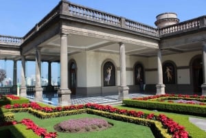 Mexico City: Fast Track Chapultepec Castle NHM Private Tour