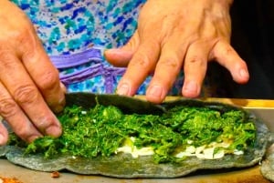 Mexico City: Food walking tour and makets