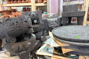 Mexico City: Food walking tour and makets
