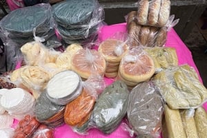 Mexico City: Food walking tour and makets