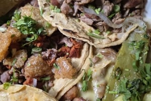 Mexico City: Food walking tour and makets